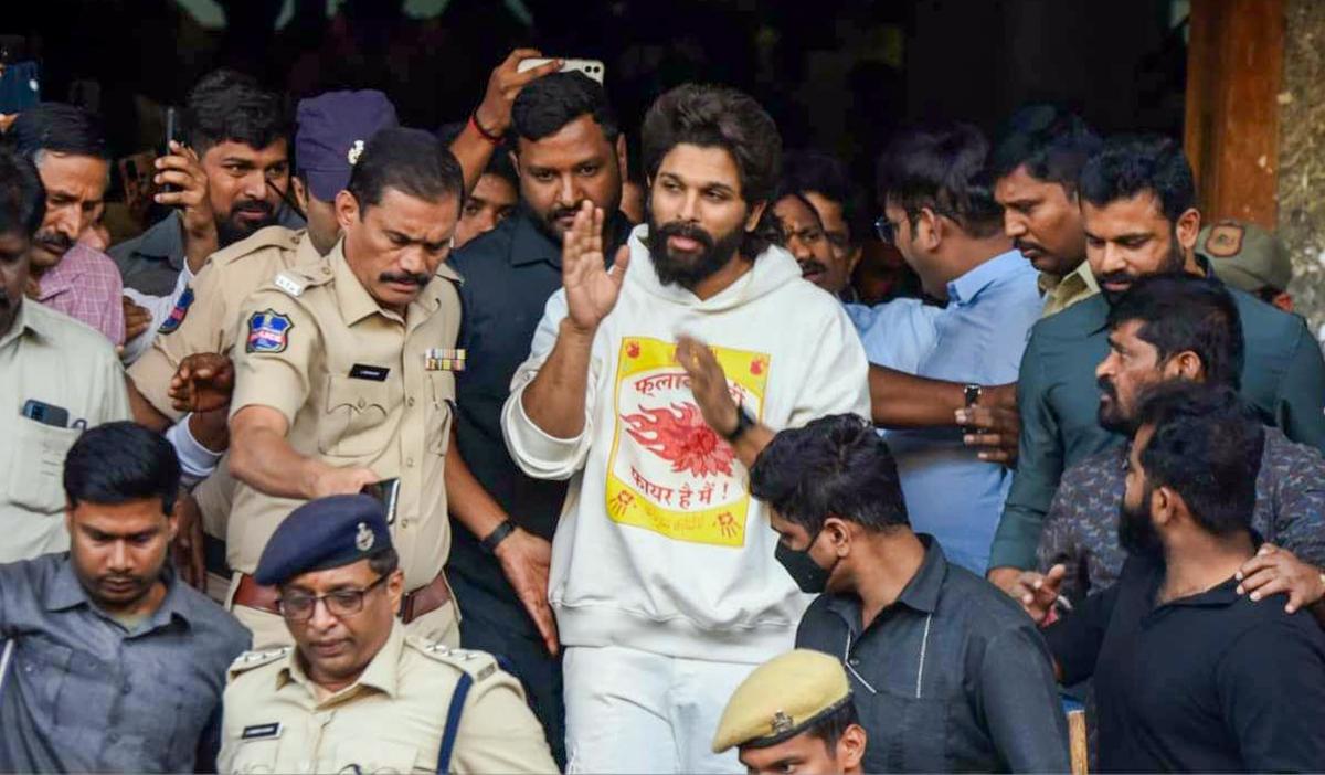 Allu Arjun Remanded To Judicial Custody For 14 Days In Theatre Stampede ...