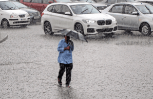 Intermittent rains in parts of Rajasthan; Jaipur stays cloudy today Heavy rain alert in TN coastal districts