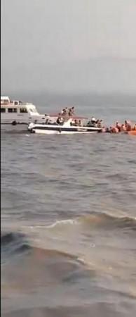 Mumbai ferry tragedy