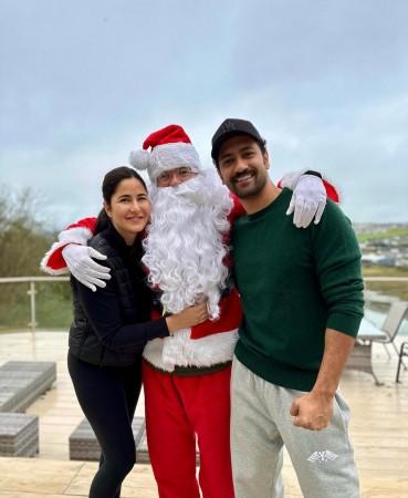 Of cakes, cuddles, candids: Katrina Kaif wraps her arms around Vicky Kaushal as they celebrate Christmas in London Of cakes, cuddles, candids: Katrina Kaif wraps her arms around Vicky Kaushal as they celebrate Christmas in London