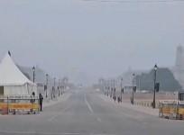 Delhi's AQI slips back to 'poor' levels, cold wave persists