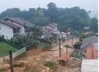 Heavy rains kill at least 11 in southeast Brazil