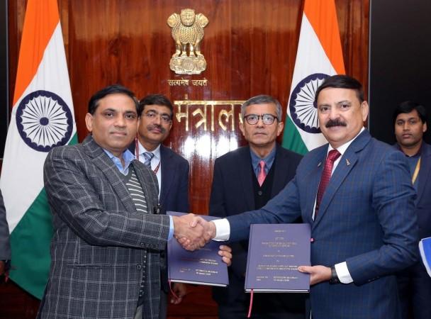'Booster shot for self-reliance': Govt signs Rs 2,960 crore deal with Bharat Dynamics to make missiles for Indian Navy 'Booster shot for self-reliance': Govt signs Rs 2,960 crore deal with Bharat Dynamics to make missiles for Indian Navy