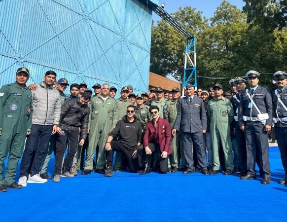 Akshay Kumar and Veer Pahariya visited the Air Force War Museum in Delhi, where they viewed an iconic fighter bomber jet flown by the Tiger Squadron during the 1965 Sargodha War. The duo, starring in SkyForce, also met with museum officials and discussed the Indian Air Force's heroic legacy. Akshay Kumar and Veer Pahariya visited the Air Force War Museum in Delhi, where they viewed an iconic fighter bomber jet flown by the Tiger Squadron during the 1965 Sargodha War. The duo, starring in SkyForce, also met with museum officials and discussed