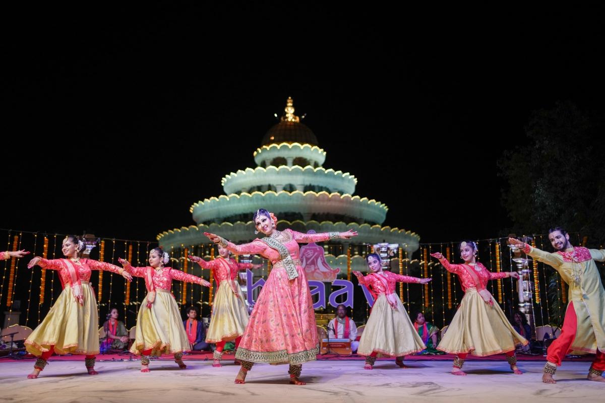 Dr Ragini Makkad from Madhya Pradesh performing at Bhaav 2025 Dr Ragini Makkad from Madhya Pradesh performing at Bhaav 2025