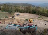 Five pilgrims killed, 17 injured as bus falls into gorge in Gujarat