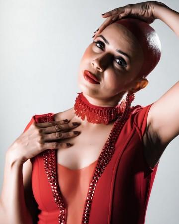 'Hina's cancer isn't stage 3 but...': Rozlyn Khan questions Hina's 15-hour surgery, diving, lack of Social Distancing Amid chemo [Exclusive]