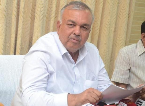 Metro fare hike issue: Railway Minister misleading public, says K'taka Minister Metro fare hike issue: Railway Minister misleading public, says K'taka Minister