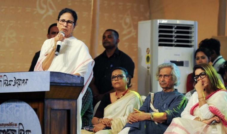 Controversy erupts over Bengal CM's meeting with doctors today