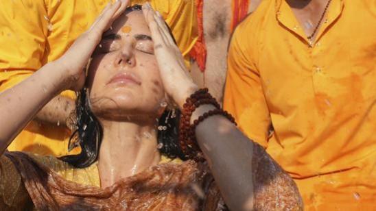 Maha Kumbh 2025: Katrina Kaif takes holy dip at Triveni Sangam, prays with Mother-in-Law; Fans ask 'Where is Vicky Kaushal?' Maha Kumbh 2025: Katrina Kaif takes holy dip at Triveni Sangam, prays with Mother-in-Law; Fans ask 'Where is Vicky Kaushal?'