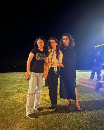 'She didn't push her nani..': Riddhima Kapoor Sahni defends daughter Samara after viral video shows her pushing grandmother Neetu Kapoor. 'She didn't push her nani..': Riddhima Kapoor Sahni defends daughter Samara after viral video shows her pushing grandmother Neetu Kapoor.
