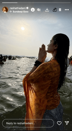 Katrina Kaif with her saasu maa, Raveena perform aarti at Maha Kumbh; Rasha takes holy dip at Triveni Sangham Katrina Kaif with her saasu maa, Raveena perform aarti at Maha Kumbh; Rasha takes holy dip at Triveni Sangham