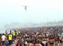 Maha Kumbh 2025: Rose petals showered on devotees marking last holy dip on Maha Shivratri