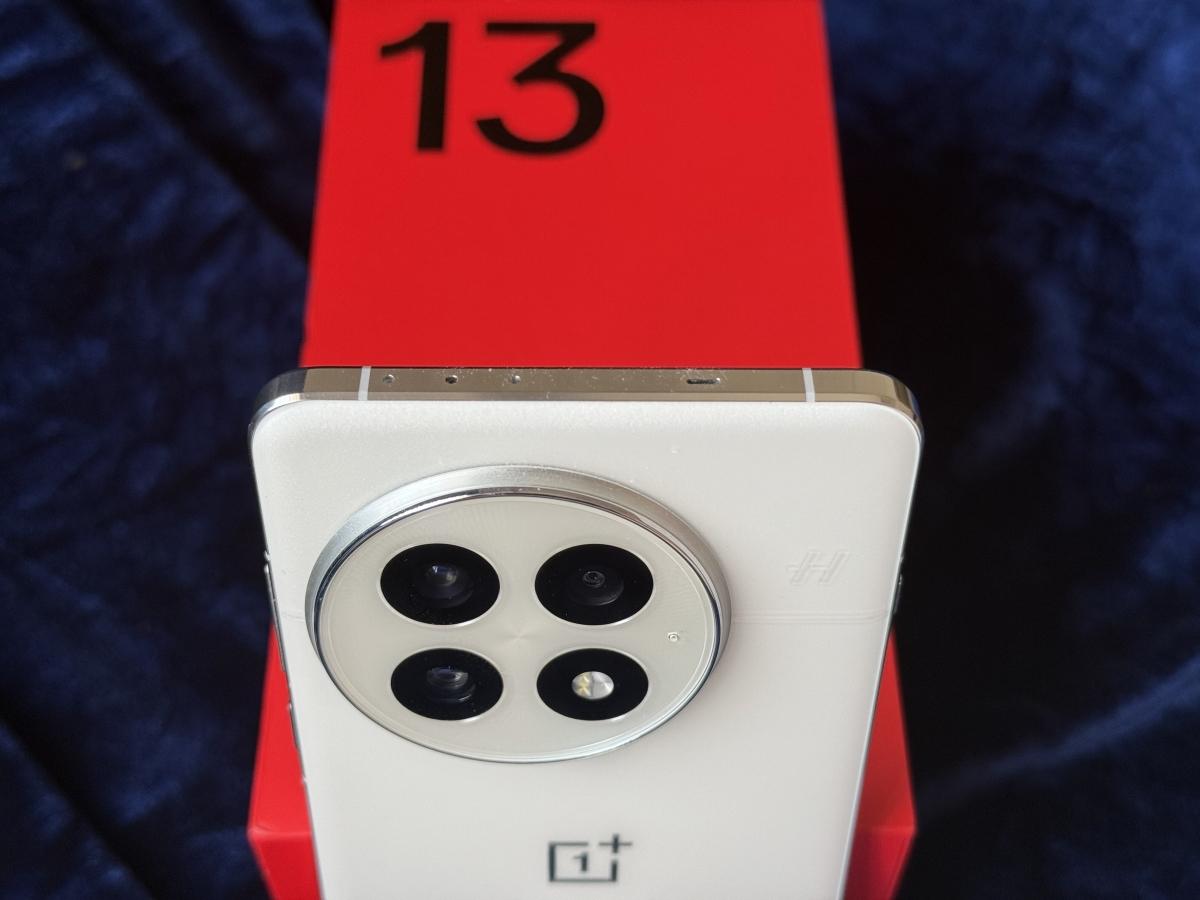 OnePlus 13 Review OnePlus 13 Review