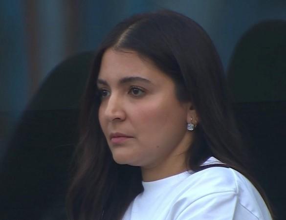 'She has gained weight': Fans notice as Anushka Sharma treats fan with vibrant photos; cheers for Virat Kohli at ICC Champions Trophy India Vs New Zealand final 'She has gained weight': Fans notice as Anushka Sharma treats fan with vibrant photos; cheers for Virat Kohli at ICC Champions Trophy India Vs New Zealand final