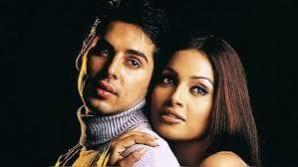 Dino initiated the breakup during the filming of Raaz. Dino Morea-Bipasha Basu