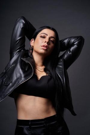 Jasmine Sandlas joins hands with French Montana for 'Rolla Rolla' Jasmine Sandlas joins hands with French Montana for 'Rolla Rolla'