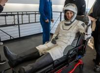 Sunita Williams returns to earth, greets the world with smiles, waves, gives thumbs-up; R. Madhavan, Anand Mahindra, Indians rejoice