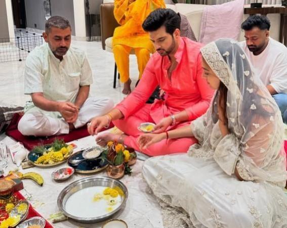 Karan Kundrra and Tejasswi Prakash's 'roka' pics