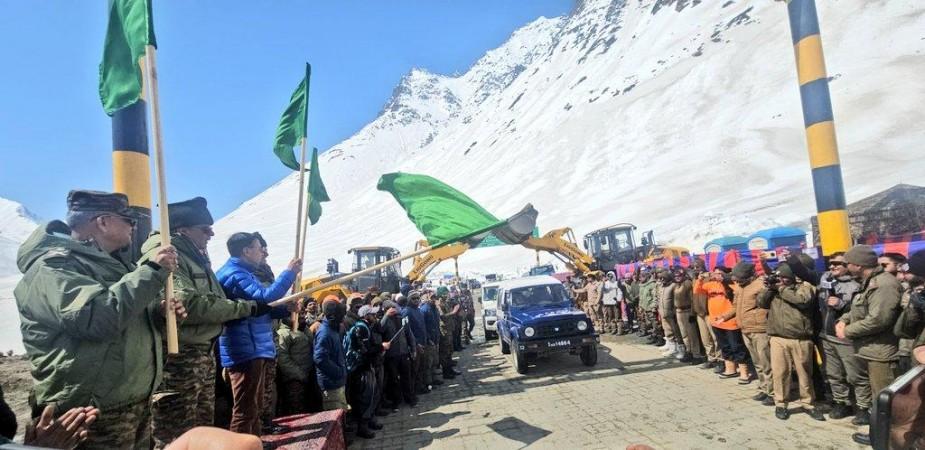 Lok Sabha member from Ladakh Haji Hanefa Jan along with senior officers of the Army and BRO flagging off vehicles to mark opening of Zojila pass Ladakh MP