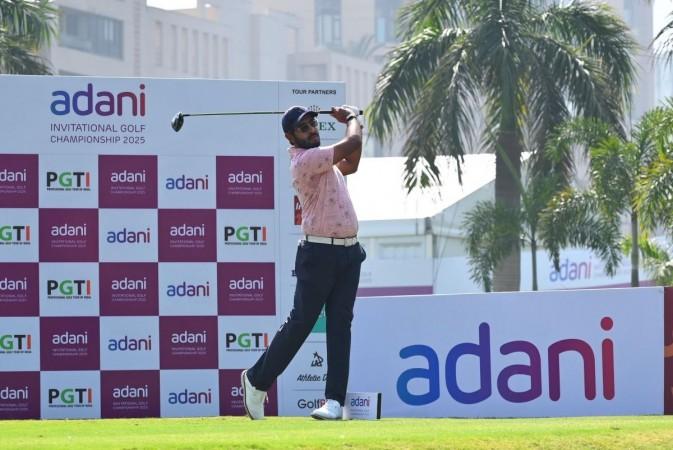 Adani Invitational Golf: Arjun Prasad and Yuvraj Sandhu continue in joint lead