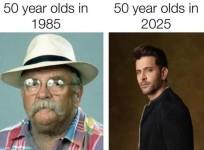 Hrithik Roshan drives US social media crazy