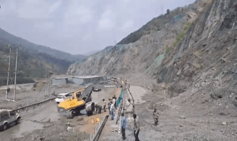 Jammu-Srinagar national highway