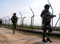 Pak resorts to unprovoked firing on J&K LoC, Indian Army gives befitting reply