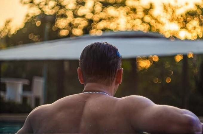 Salman Khan poolside pic Salman Khan poolside pic