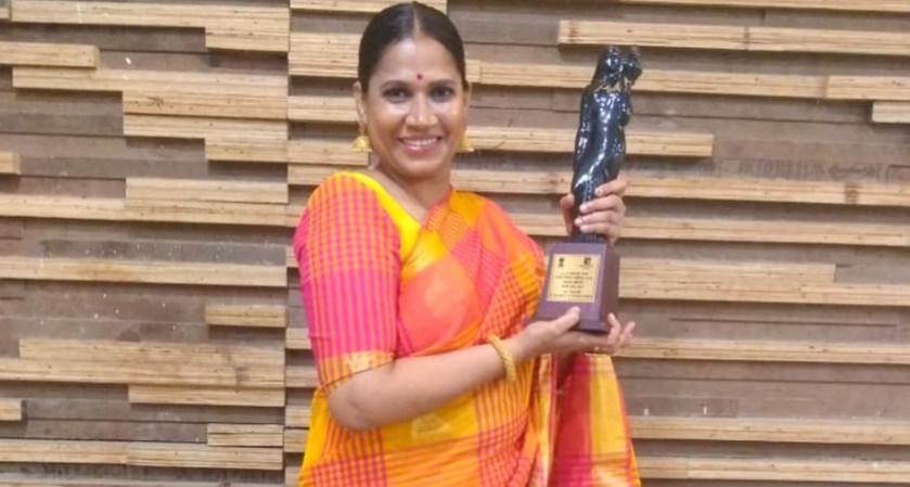 Trailer of Chhaya Kadam-starrer 'Snow Flower' draws stupendous reactions at Bharat Pavilion in Cannes Trailer of Chhaya Kadam-starrer 'Snow Flower' draws stupendous reactions at Bharat Pavilion in Cannes