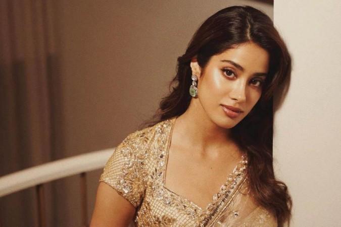 Chuttamalle took the internet by storm with Janhvi's screen presence and dance moves playing a big role. Janhvi Kapoor 2