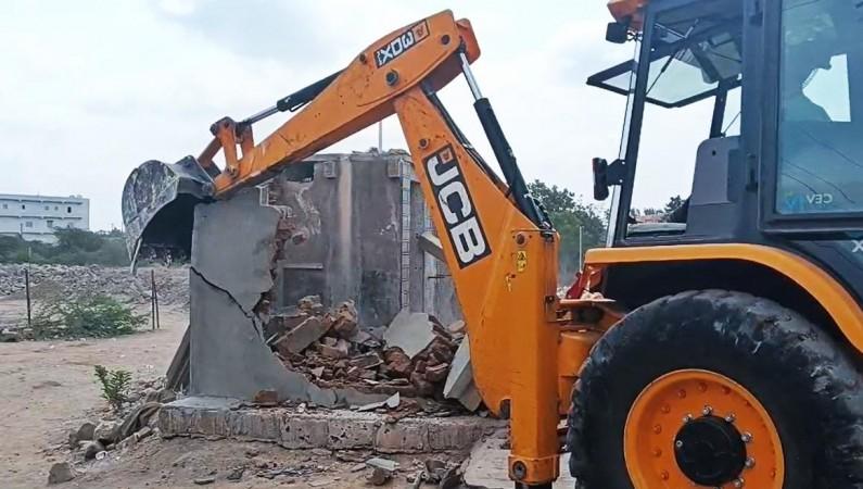 Jamnagar civic body in Gujarat resumes clearing illegal encroachments along riverbanks Jamnagar civic body in Gujarat resumes clearing illegal encroachments alongĀ riverbanks