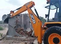 Jamnagar civic body in Gujarat resumes clearing illegal encroachments along riverbanks
