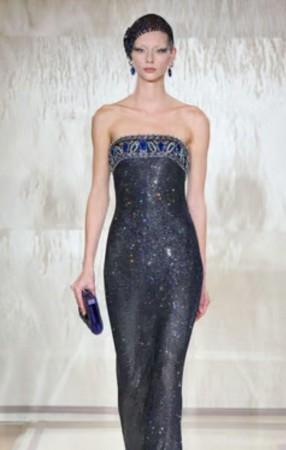 'Is she wearing shower cap?': Alia Bhatt's fails to shine in bejewelled electric blue Armani gown at Cannes 2025; fans advise her to not wipe-off her lipstick 'Is she wearing shower cap?': Alia Bhatt's fails to shine in bejewelled electric blue Armani gown at Cannes 2025; fans advise her to not wipe-off her lipstick