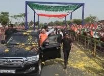 Amid 'Bharat Mata ki Jai' chants, PM Modi receives rousing welcome in Vadodara