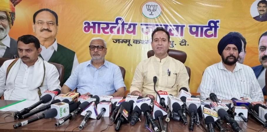 Leader of Opposition in J&K Assembly Sunil Sharma interacting with media persons after conducting 10-day tour in the Pakistani shelling affected areas of the UT. Sunil Sharma