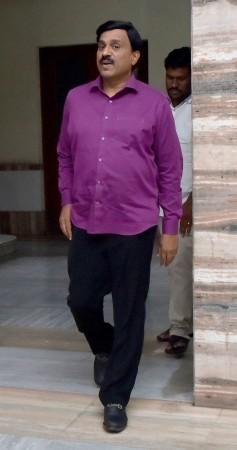 Telangana HC suspends conviction of Gali Janardhan Reddy, 3 others in Obulapuram mining case Telangana HC suspends conviction of Gali Janardhan Reddy, 3 others in Obulapuram mining case