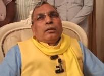 SSP chief slapped repeatedly by party worker at event, former blames UP Minister OP Rajbhar