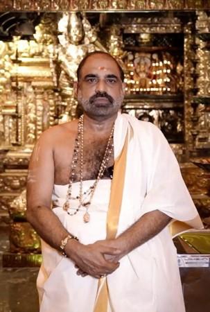 Karnataka Police arrest Kerala priest in blackmail, rape attempt case Karnataka Police arrest Kerala priest in blackmail, rape attempt case