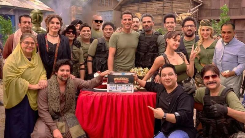 Welcome to the Jungle shoot cancelled: Akshay Kumar's film faces financial trouble over non-payment to actors Welcome to the Jungle shoot cancelled: Akshay Kumar's film faces financial trouble over non-payment to actors