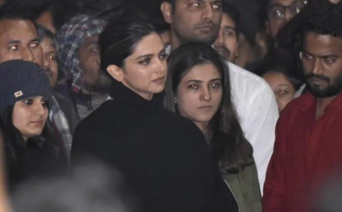 Deepika Padukone JNU visit in 2020 Deepika Padukone JNU visit