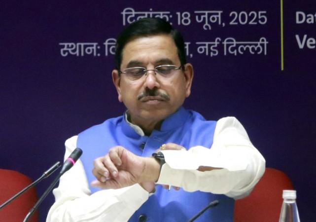 'One Nation, One Time' under IST to ensure accuracy and national security: Pralhad Joshi 'One Nation, One Time' under IST to ensure accuracy and national security: Pralhad Joshi