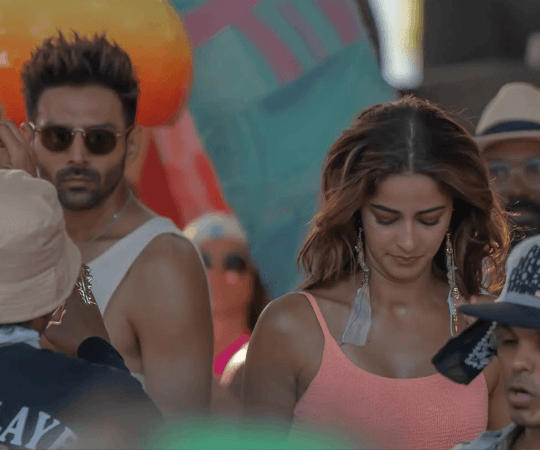 Netizens are not impressed by Kartik and Ananya's looks in their upcoming film. Kartik Aaryan-Ananya Panday