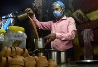 Tea stall owner loses Rs 2.36 lakh in UPI fraud; cyber police nab accused in North-East Delhi Tea stall owner loses Rs 2.36 lakh in UPI fraud; cyber police nab accused in North-East Delhi
