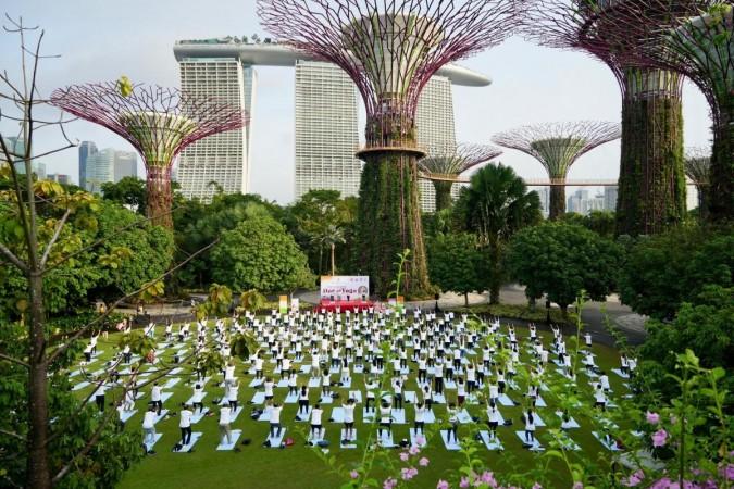 International Yoga Day 2025: PM Modi Leads in India as Thousands Join Celebrations Across Japan, Singapore, and Myanmar International Yoga Day 2025: PM Modi Leads in India as Thousands Join Celebrations Across Japan, Singapore, and Myanmar