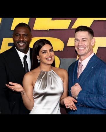 Priyanka Chopra goes bold and braless in metallic satin gown Heads of State world premiere [Pics]