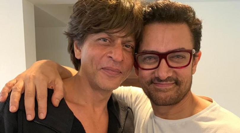 Shah Rukh Khan and Aamir now share a good bond with one another. ShahRukh- Aamir