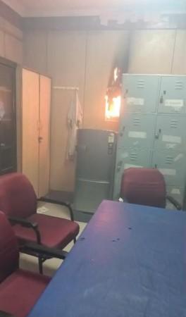 Fire breaks out in B'luru's Victoria Hospital burns ward, 26 patients evacuated Fire breaks out in B'luru's Victoria Hospital burns ward, 26 patients evacuated