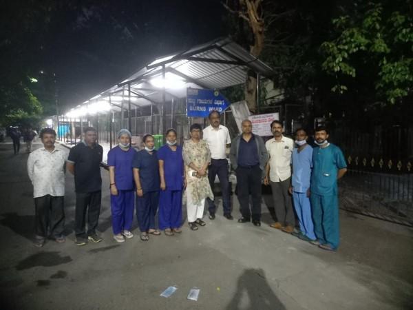 Fire breaks out in B'luru's Victoria Hospital burns ward, 26 patients evacuated Fire breaks out in B'luru's Victoria Hospital burns ward, 26 patients evacuated