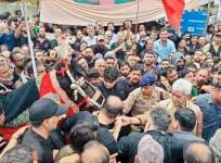 On 10th Muharram, Kashmir makes two loud statements of 'Kashmiriyat'